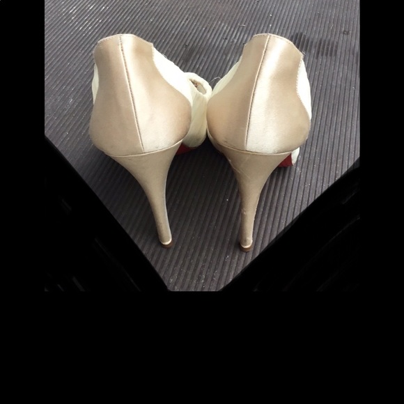 Authentic Christian Louboutin👠♥️💋.. - Picture 8 of 11